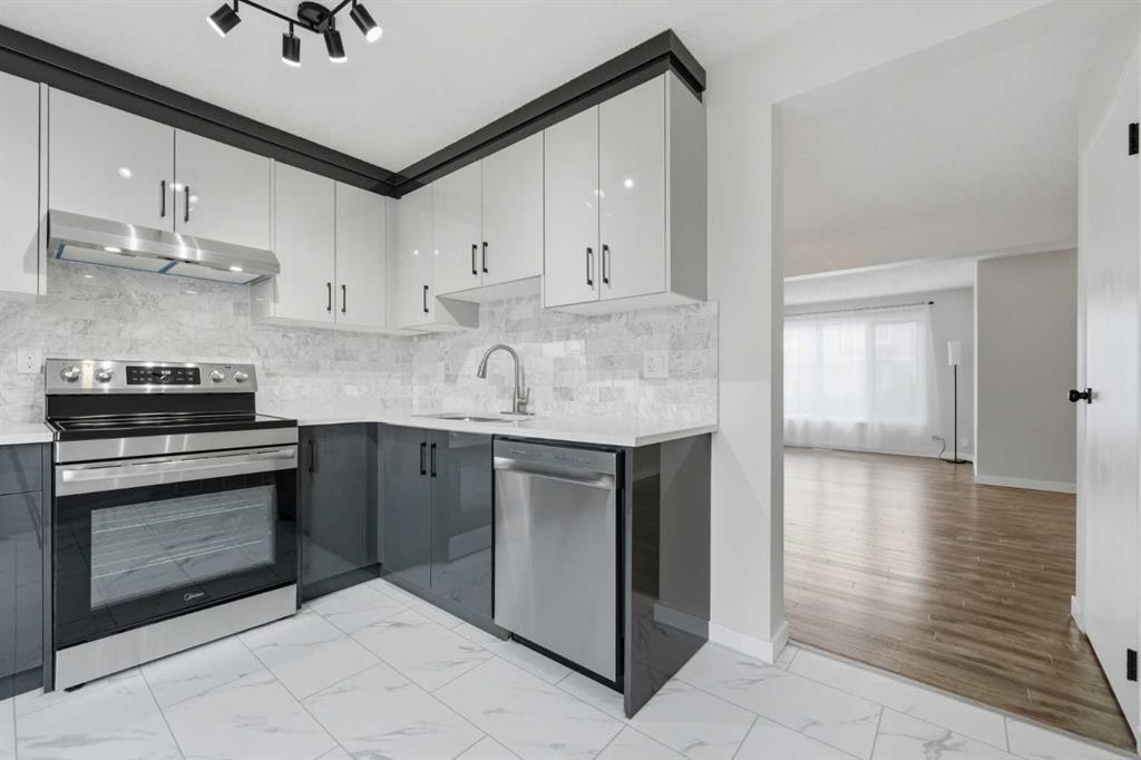 Picture for 36 Falconer Terrace NE