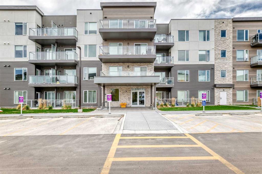 Picture for 403, 200 Shawnee Square SW