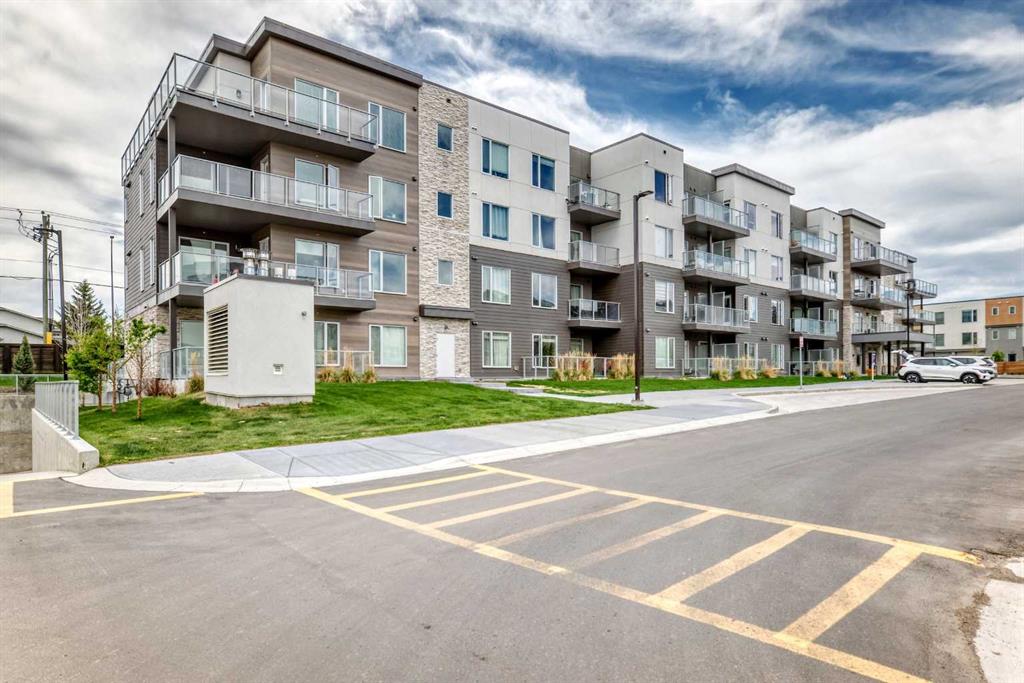 Picture for 403, 200 Shawnee Square SW