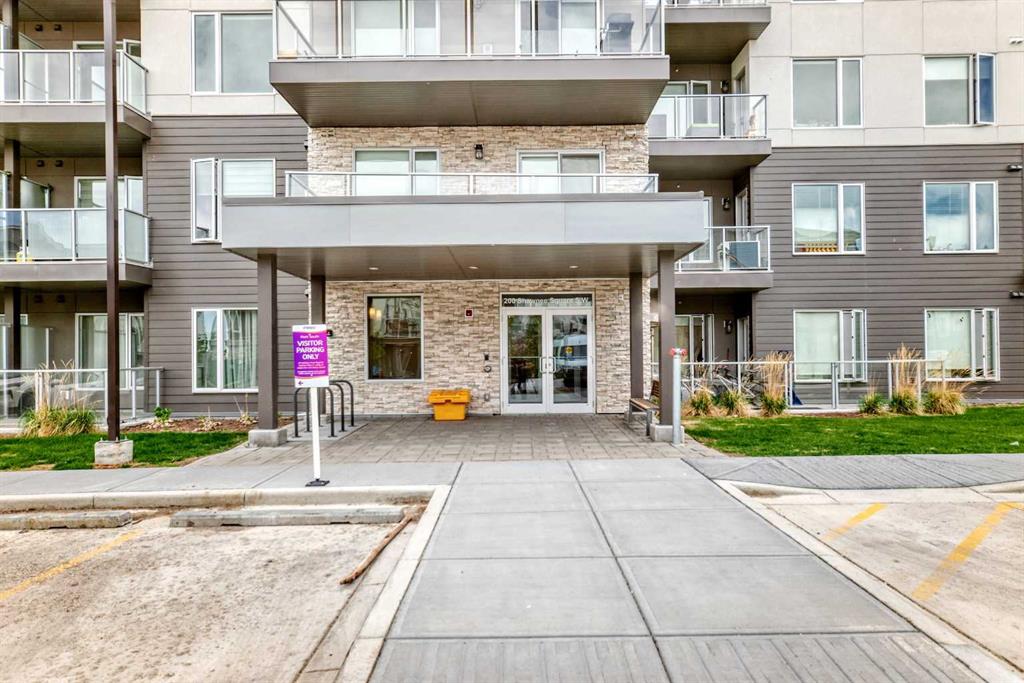 Picture for 403, 200 Shawnee Square SW
