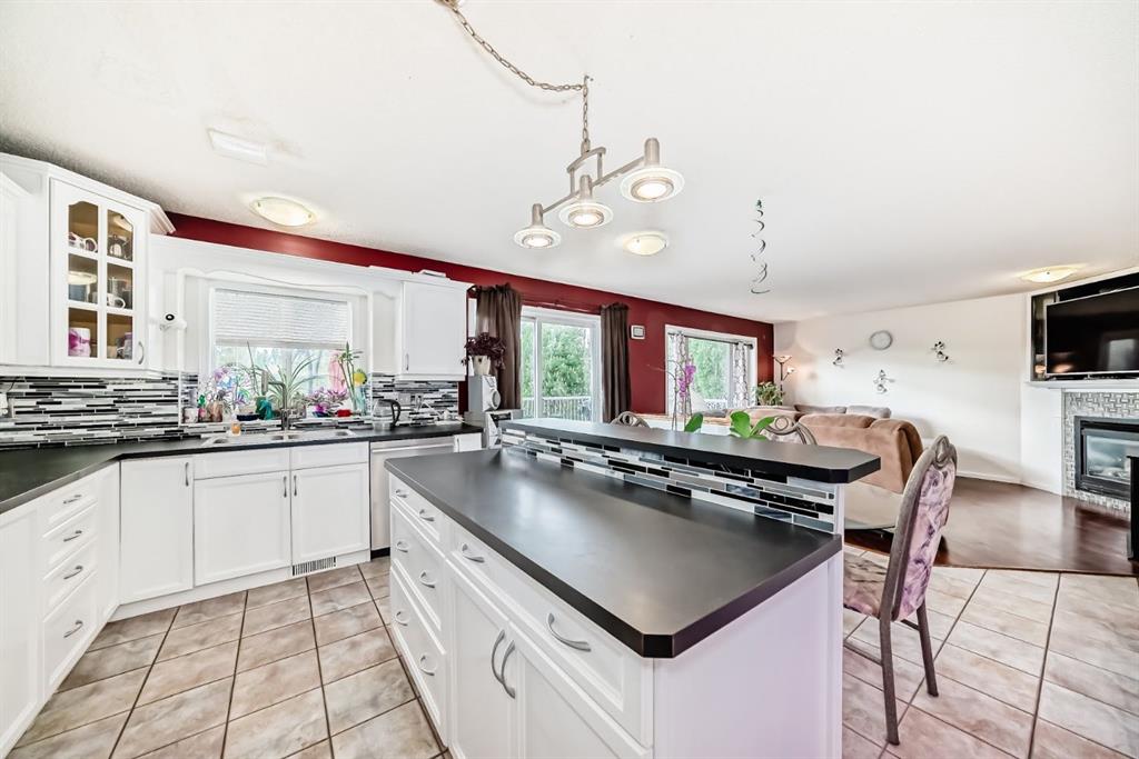 Picture for 616 Mcculloch Crescent 