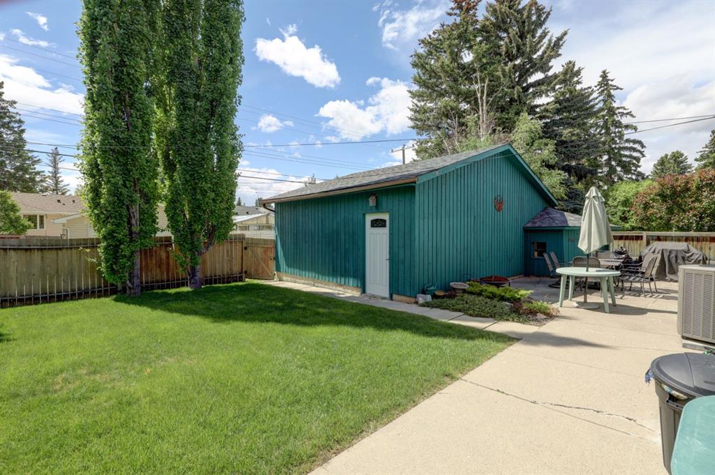 Picture for 68 Brown Crescent NW