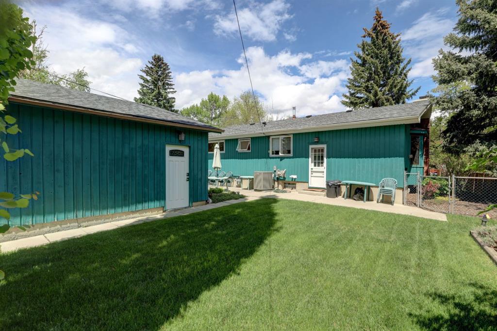 Picture for 68 Brown Crescent NW