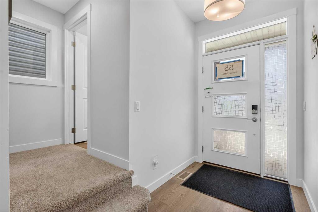 Picture for 55 Herron Street NE
