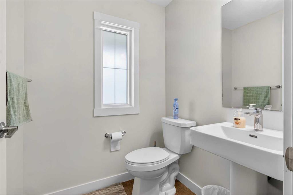 Picture for 55 Herron Street NE