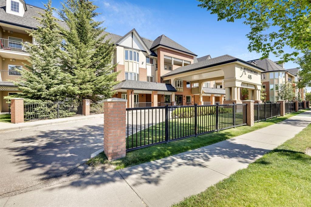 CIR Realty Calgary/McKenzie Towne/AB ' 31 Elgin Estates Hill SE