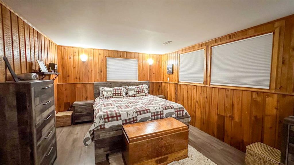 CIR Realty 617 4 Avenue CIR REALTY , Sundre, NONE,T0M1X0 ; Listing