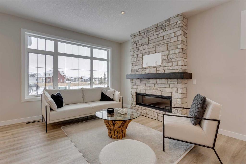 Picture for 105 Cottageclub Drive  https://www.cirrealty.ca/reb/creb/24/A2266824_11.jpg