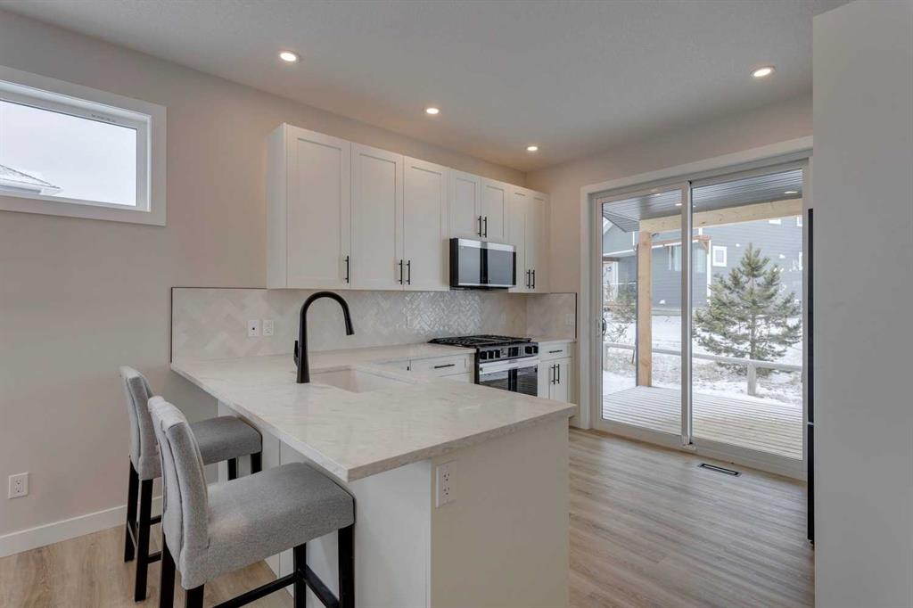 Picture for 105 Cottageclub Drive  https://www.cirrealty.ca/reb/creb/24/A2266824_16.jpg