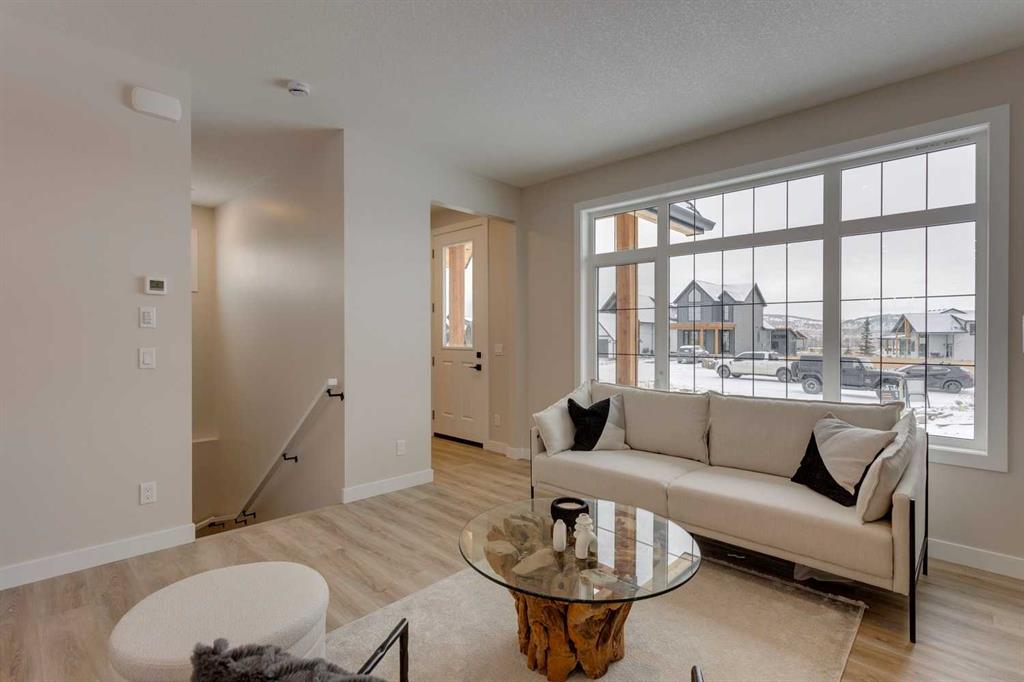 Picture for 105 Cottageclub Drive  https://www.cirrealty.ca/reb/creb/24/A2266824_8.jpg