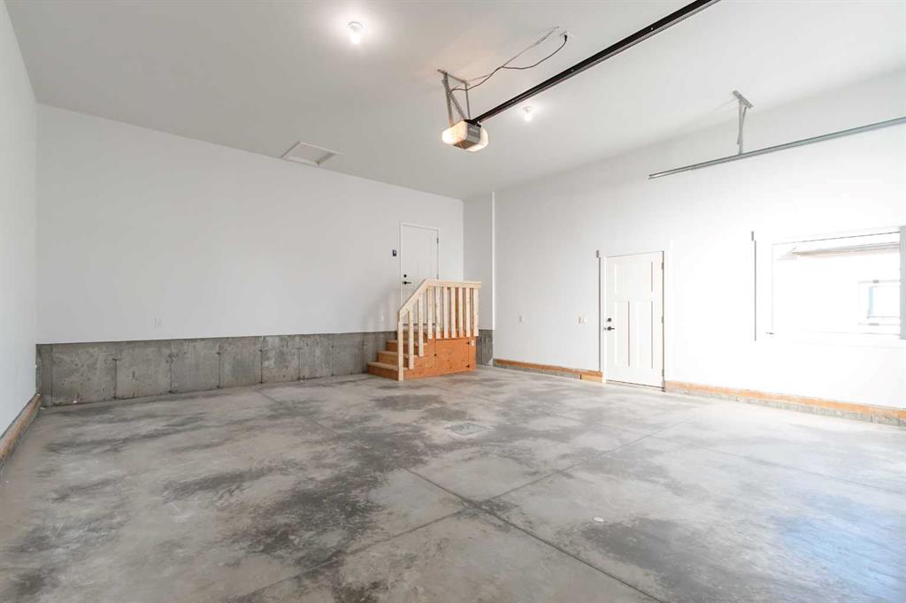 Picture for 3422 Victory Way  https://www.cirrealty.ca/reb/creb/24/A2267124_27.jpg