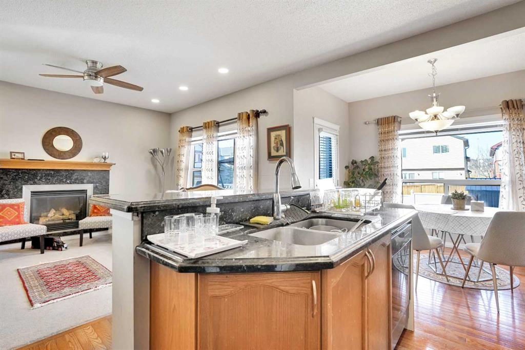 Picture for 155 Covepark Green NE