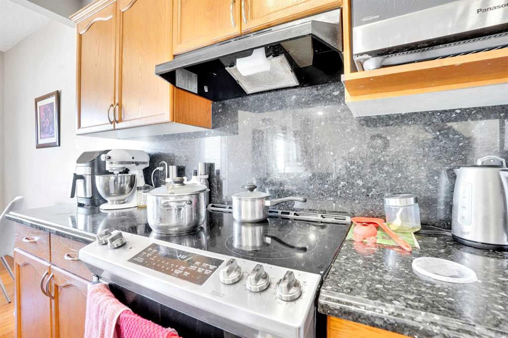 Picture for 155 Covepark Green NE