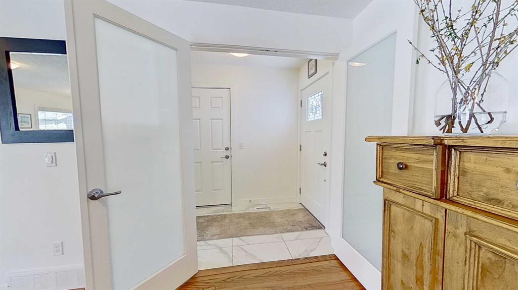 Picture for 2932 Lathom Crescent SW