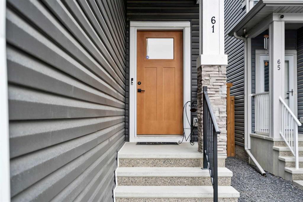 Picture for 61 Carringsby Way NW