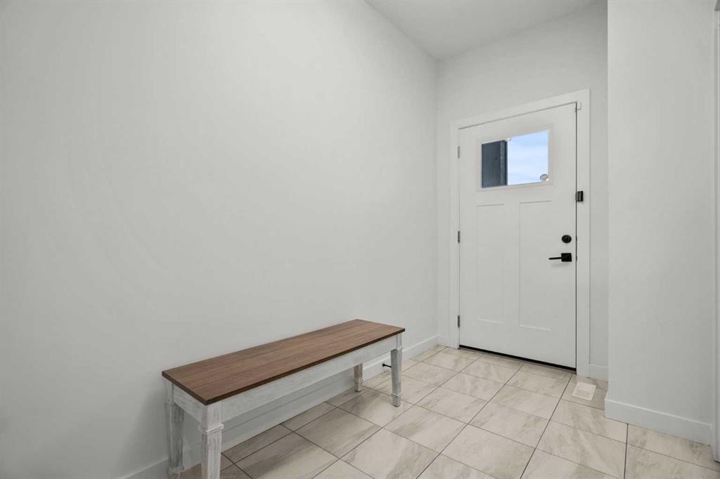 Picture for 61 Carringsby Way NW