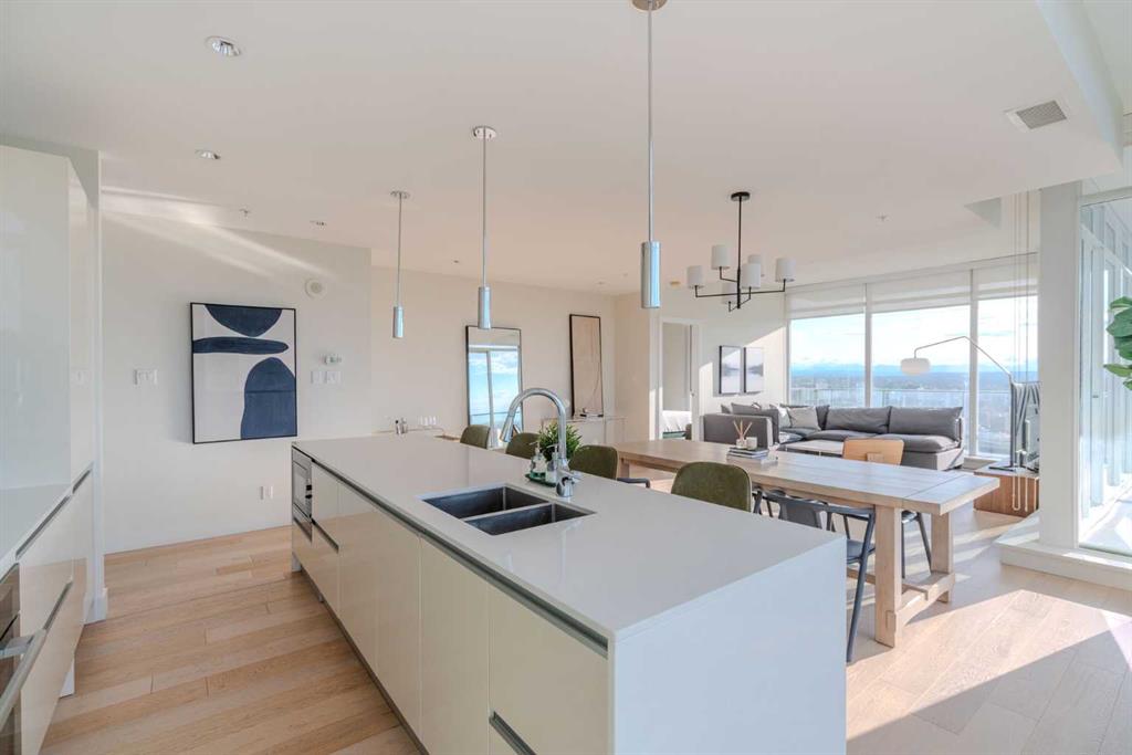 Picture for 4002, 1122 3 Street SE