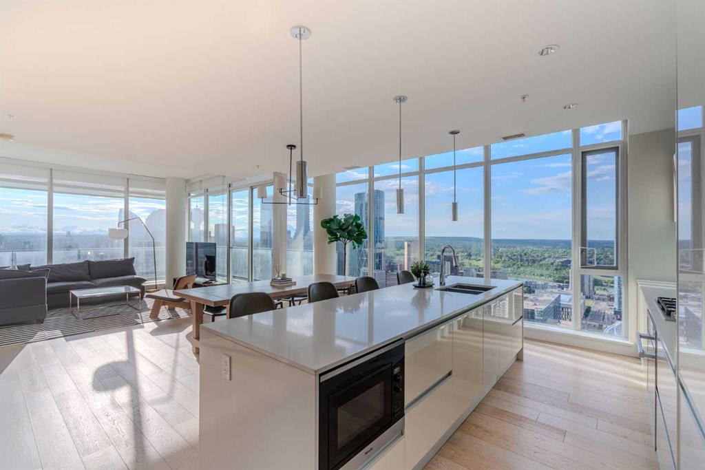 Picture for 4002, 1122 3 Street SE