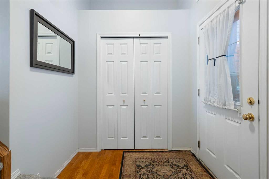 Picture for 46 Bridleridge Way SW