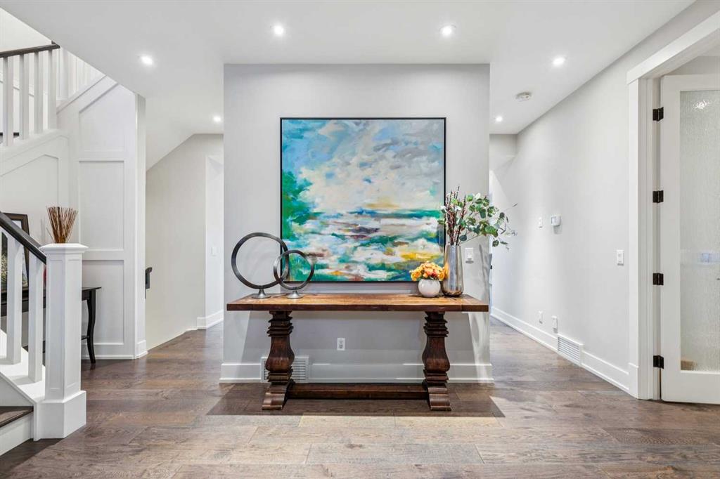 Picture for 419 47 Avenue SW