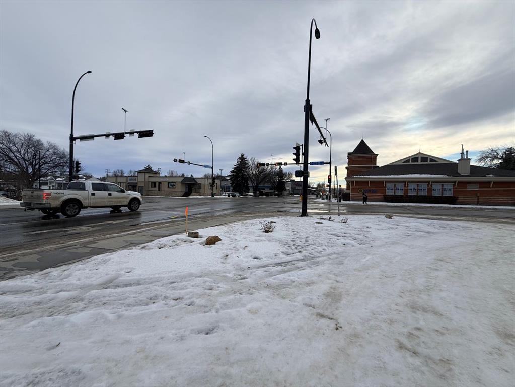 Picture for 219 Centre Street SW