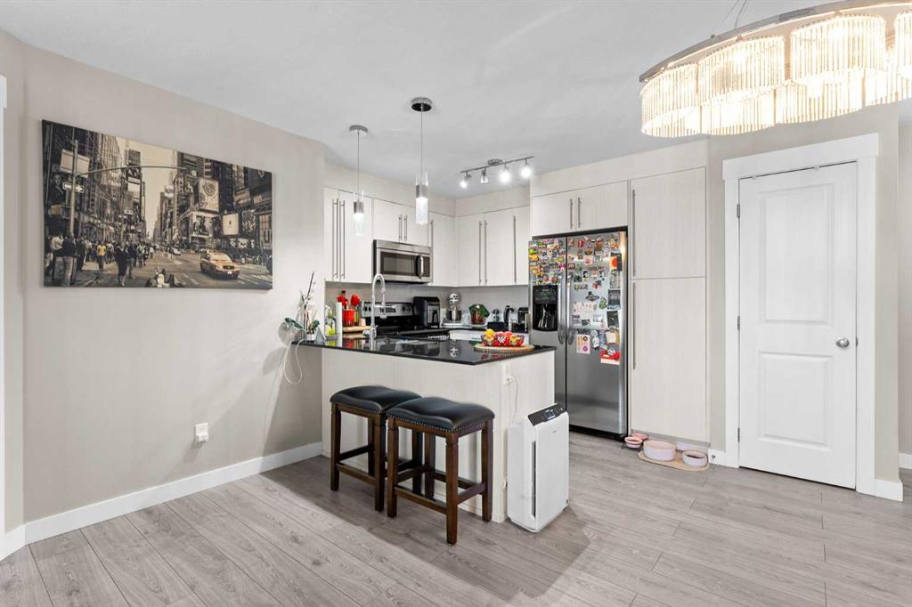 Picture for 3407, 11 Mahogany Row SE