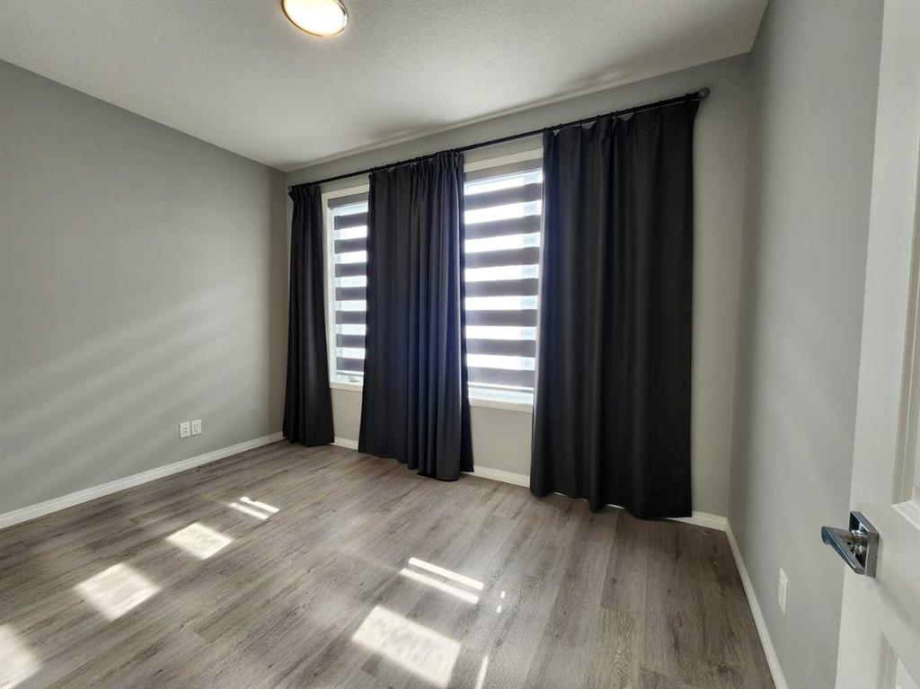 Picture for 292 Lucas Boulevard NW