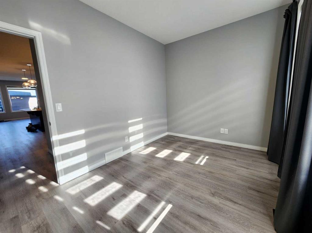 Picture for 292 Lucas Boulevard NW