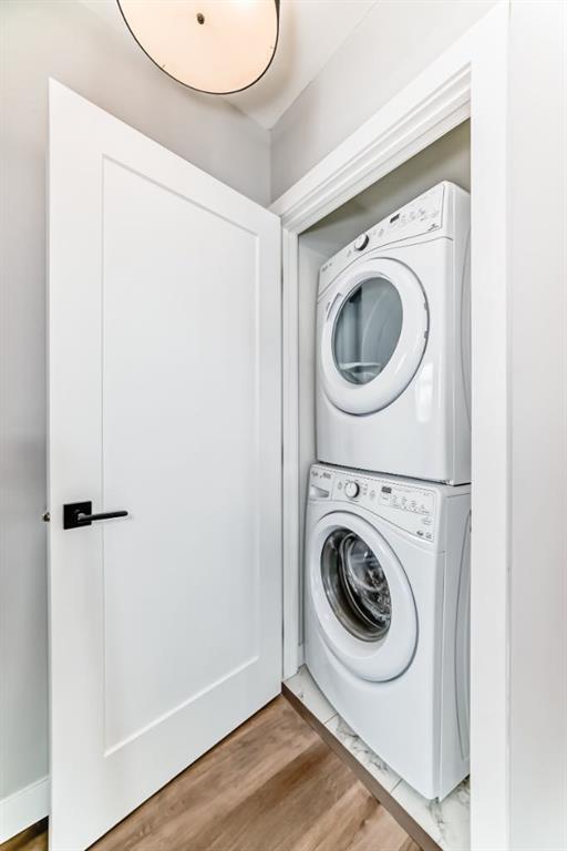 Picture for 201, 2702 17 Avenue SW