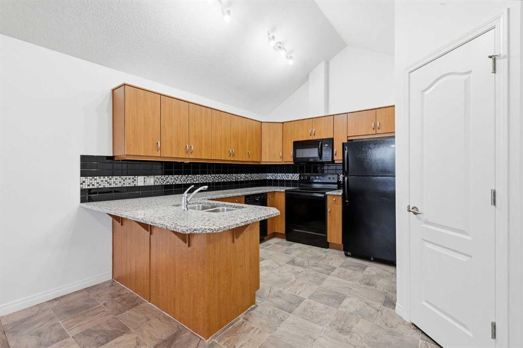 Picture for 11, 24 River Heights View 