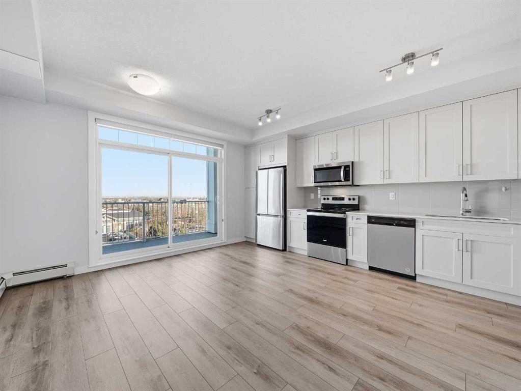 Picture for 405, 500 Auburn Meadows Common SE