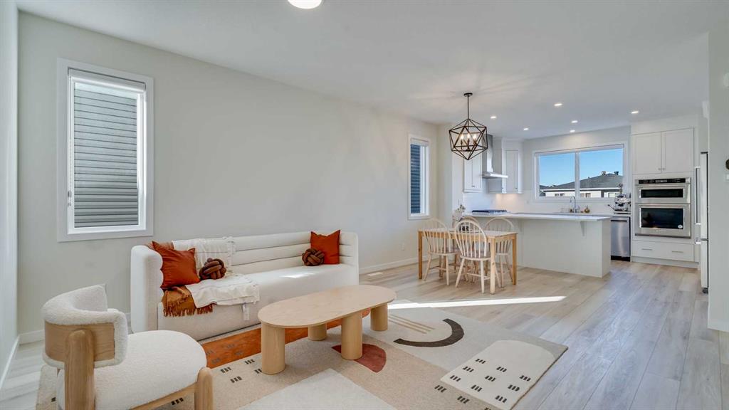 Picture for 18 Amblehurst Path NW