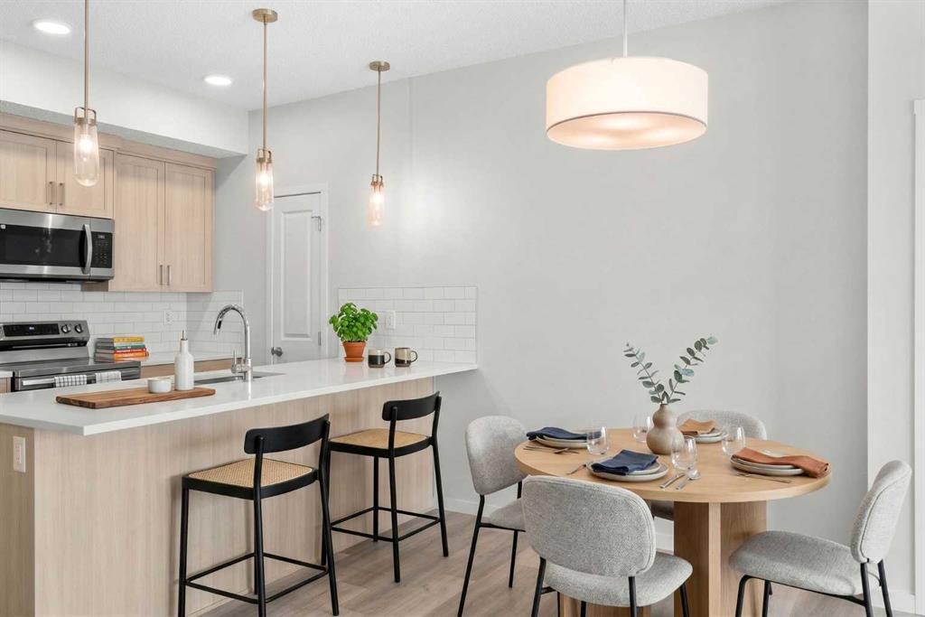 Picture for 2411, 33 Carringham Gate NW