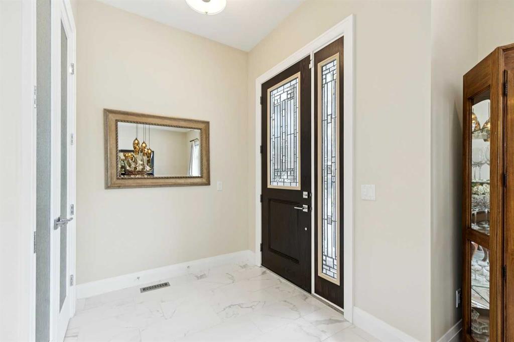 Picture for 3036 28 Street SW