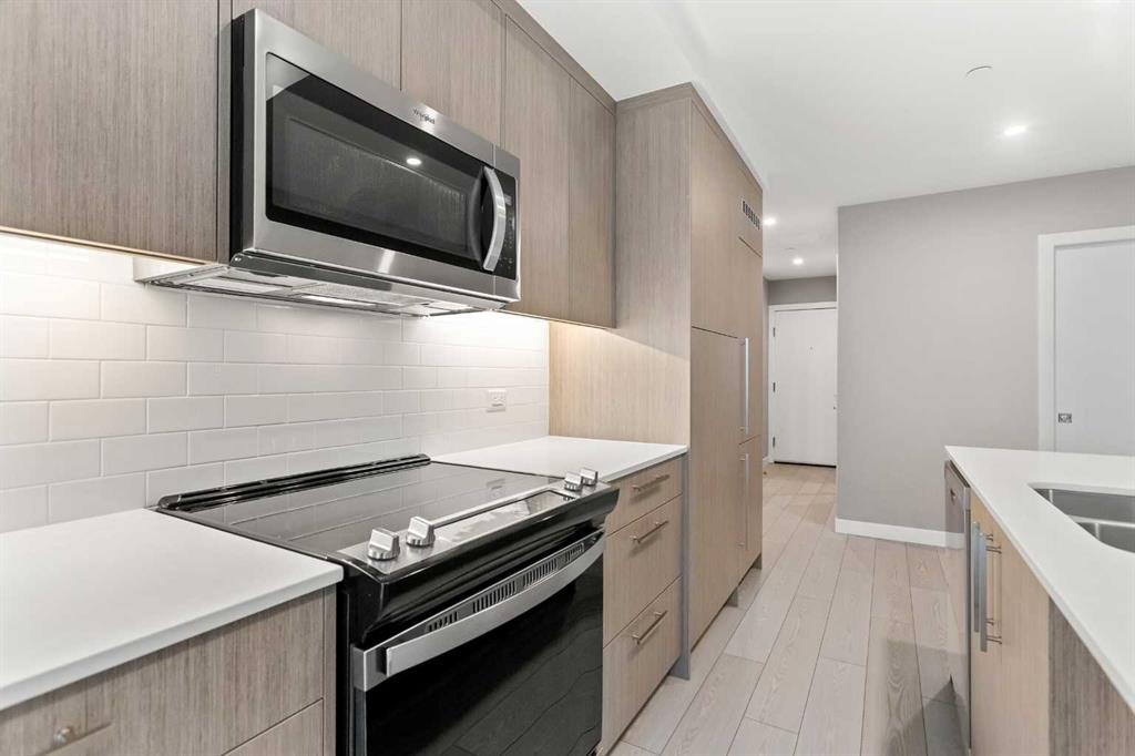 Picture for 126, 310 15 Avenue SW