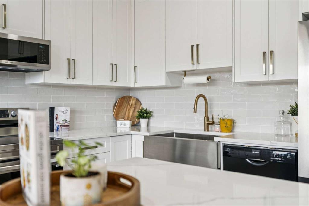 Picture for 50 Riviera View 