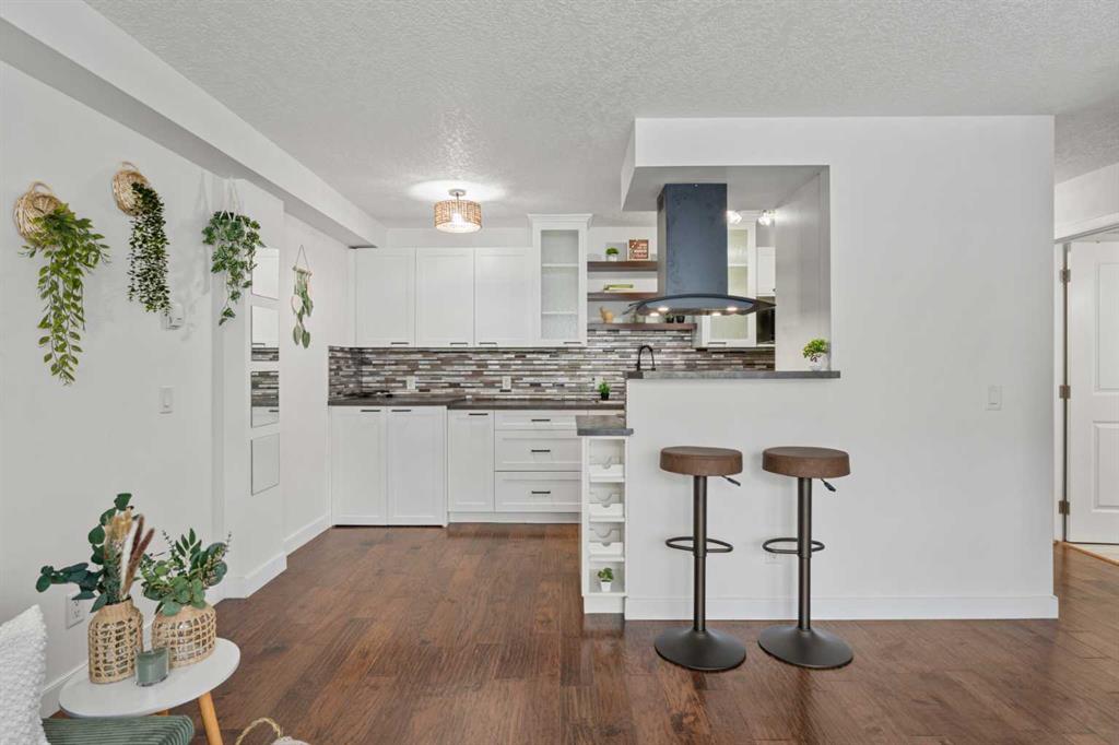 Picture for 105, 123 24 Avenue SW