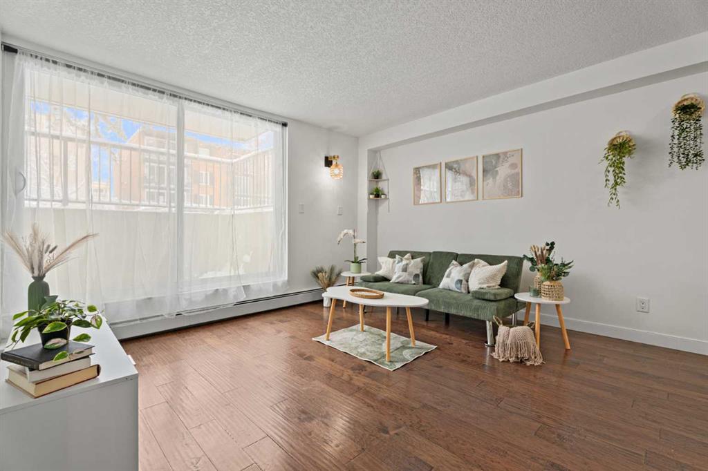 Picture for 105, 123 24 Avenue SW