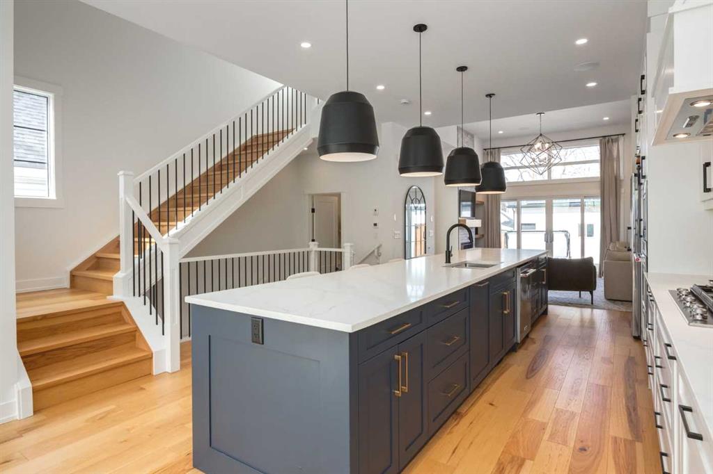 Picture for 409 15 Street NW