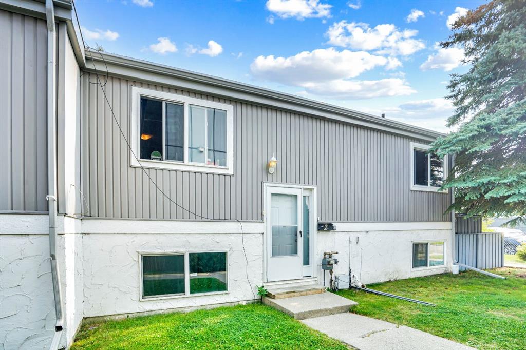 Picture for 2, 459 Huntsville Crescent NW