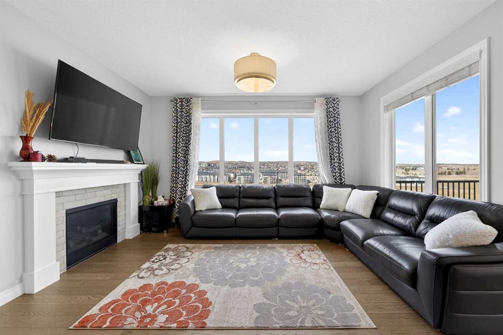 Picture for 396 Evansborough Way NW