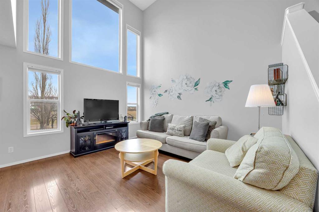 Picture for 266 Cougarstone Circle SW