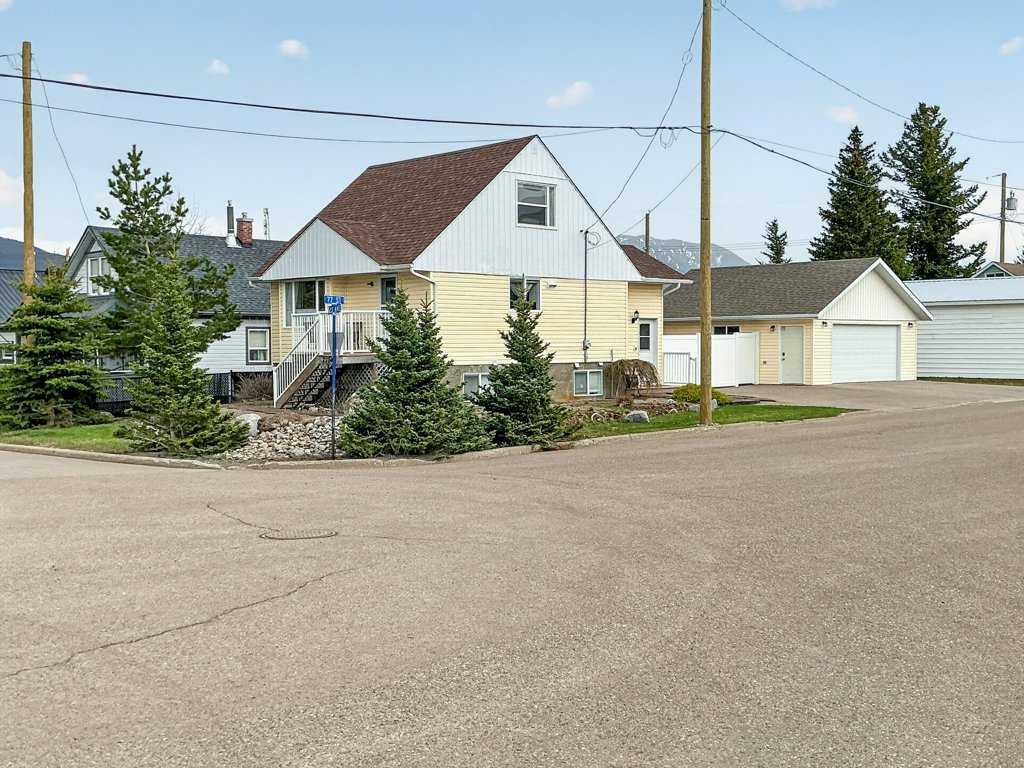 Picture for 7704 23 Avenue 
