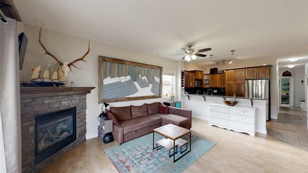 Picture for 301, 110 12 Avenue NE