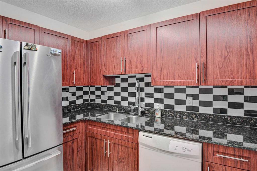 Picture for 204, 1900 25A Street SW