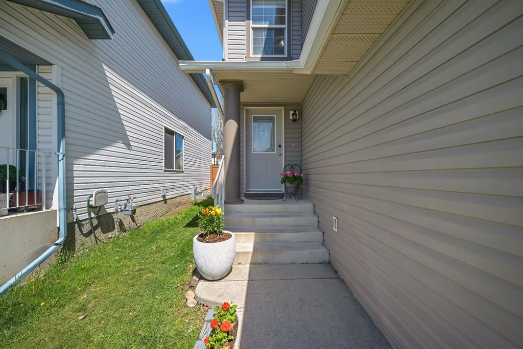 Picture for 408 Bridlewood Court SW