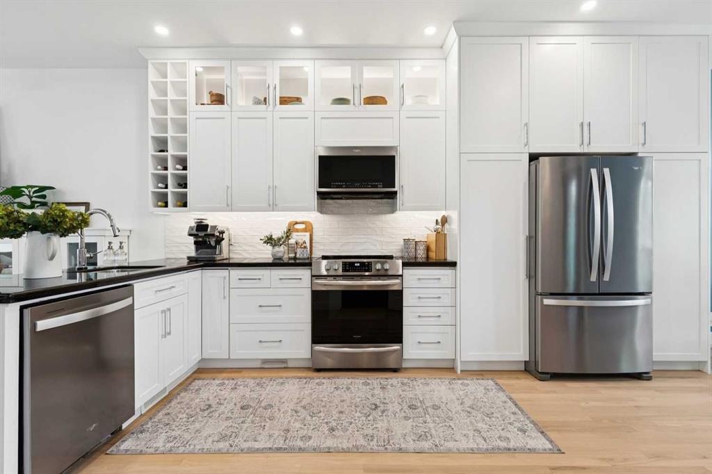 Picture for 329 10A Street NW