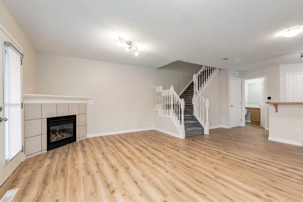 Picture for 1, 6202 Bowness Road NW