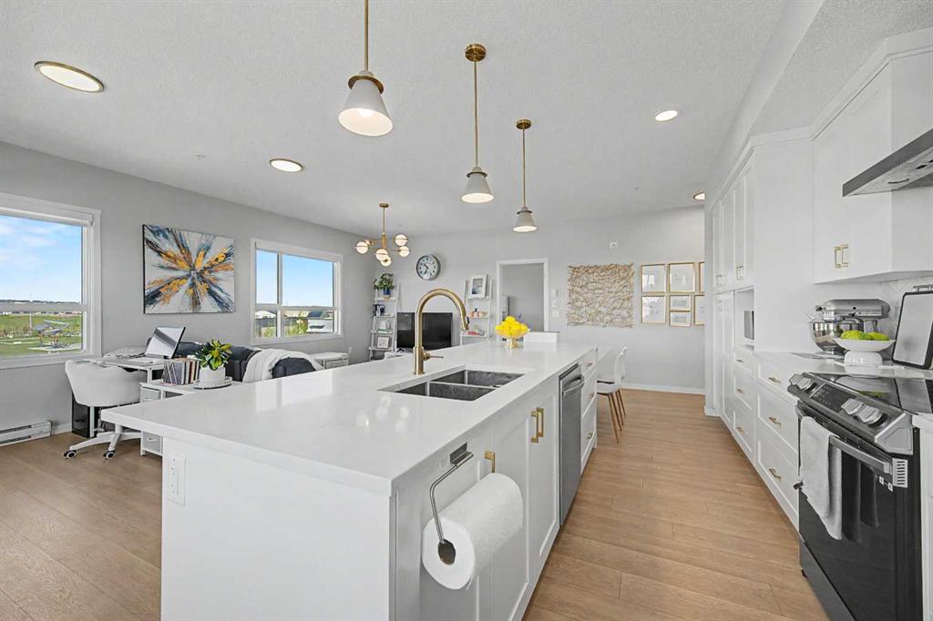 Picture for 304, 40 Carrington Plaza NW