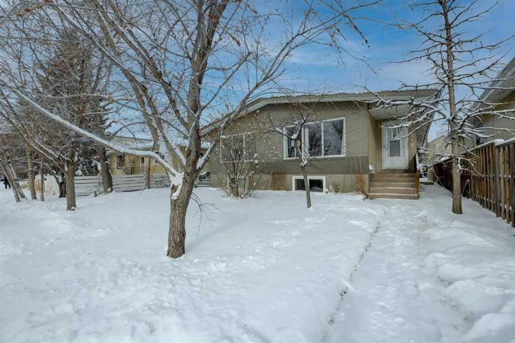 Picture for 518 54 Avenue SW